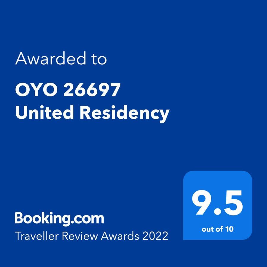 Oyo 26697 United Residency Hotel Kazhakuttam Exterior foto
